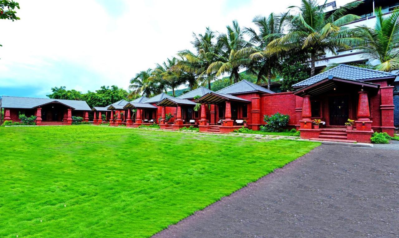 Siddhagiri Hotel And Resort Wai Exterior foto